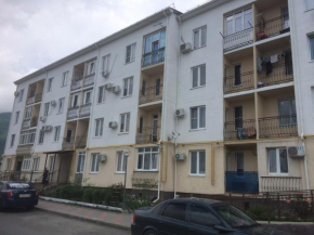 Apartment on ulitsa Divnomorskaya 37